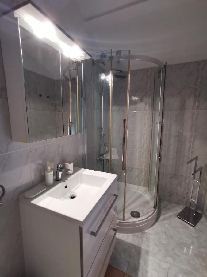 Apartments Divina Ρόβινι Εξωτερικό φωτογραφία